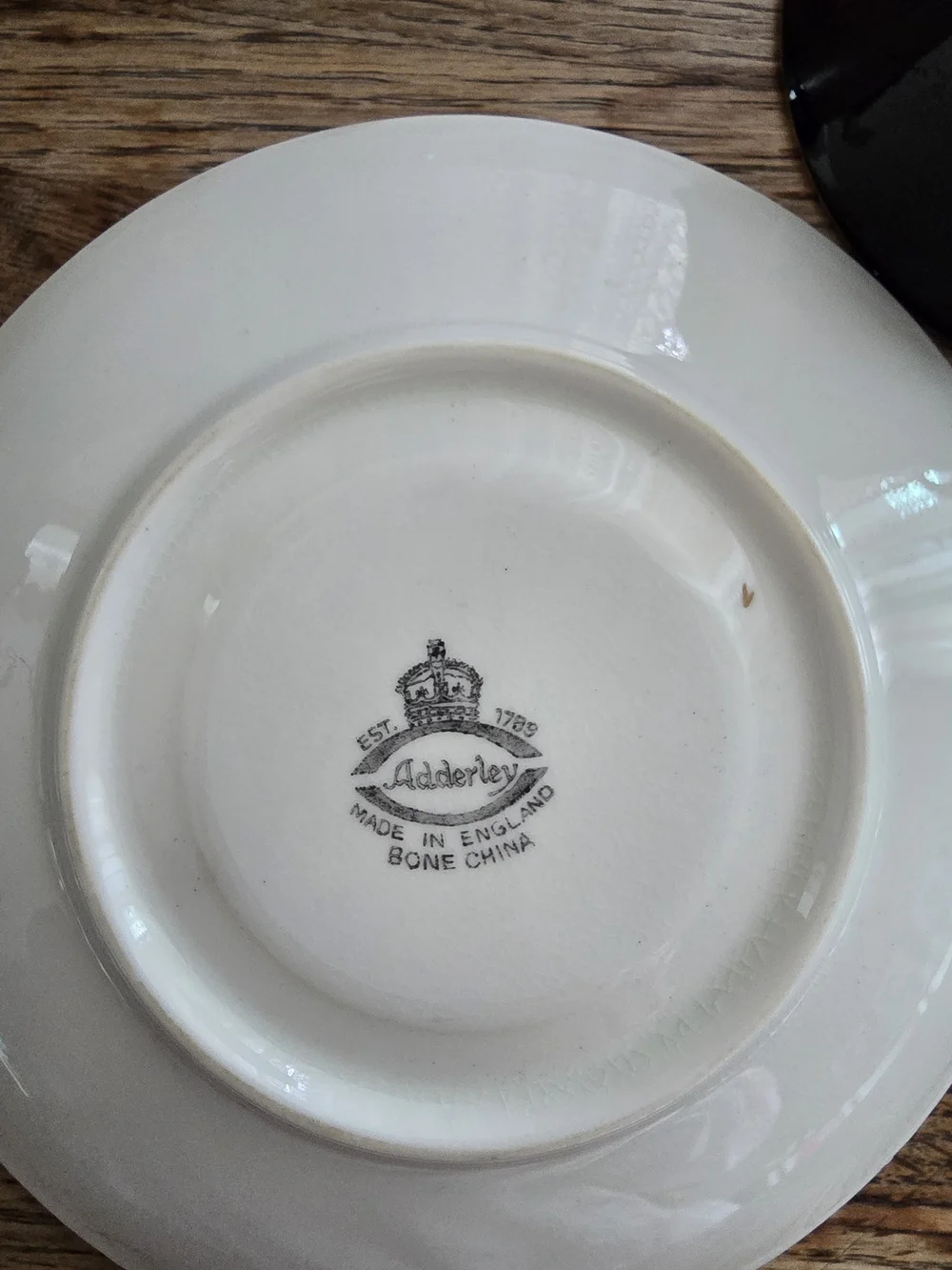 Adderley vintage elegant